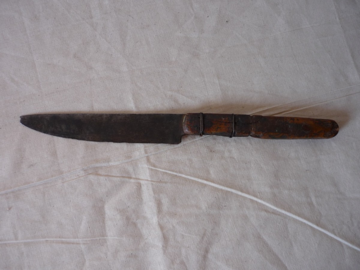 coltello, oggetti uso domestico/ strumenti da lavoro, rattoppo (Sec.XX?)