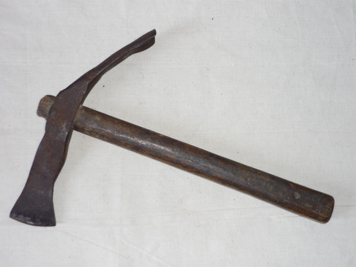 martello per pulire gli ulivi, strumenti da lavoro, riuso (Sec. XX, inizio)