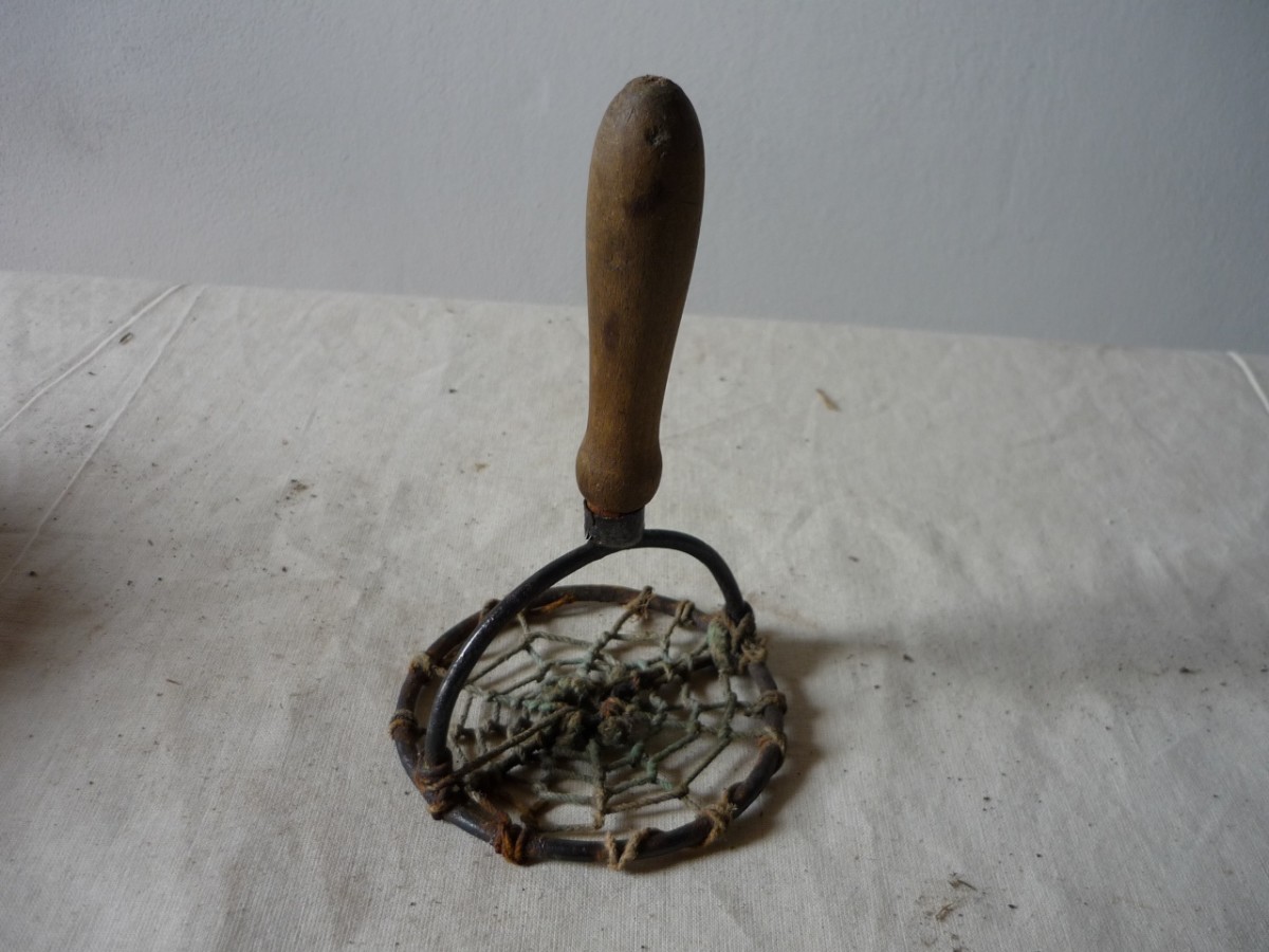 colino, oggetti uso domestico, riuso (Sec. XX)