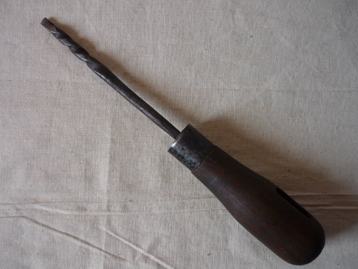 cacciavite, strumenti da lavoro, riuso di SC - locale (sec. XX)