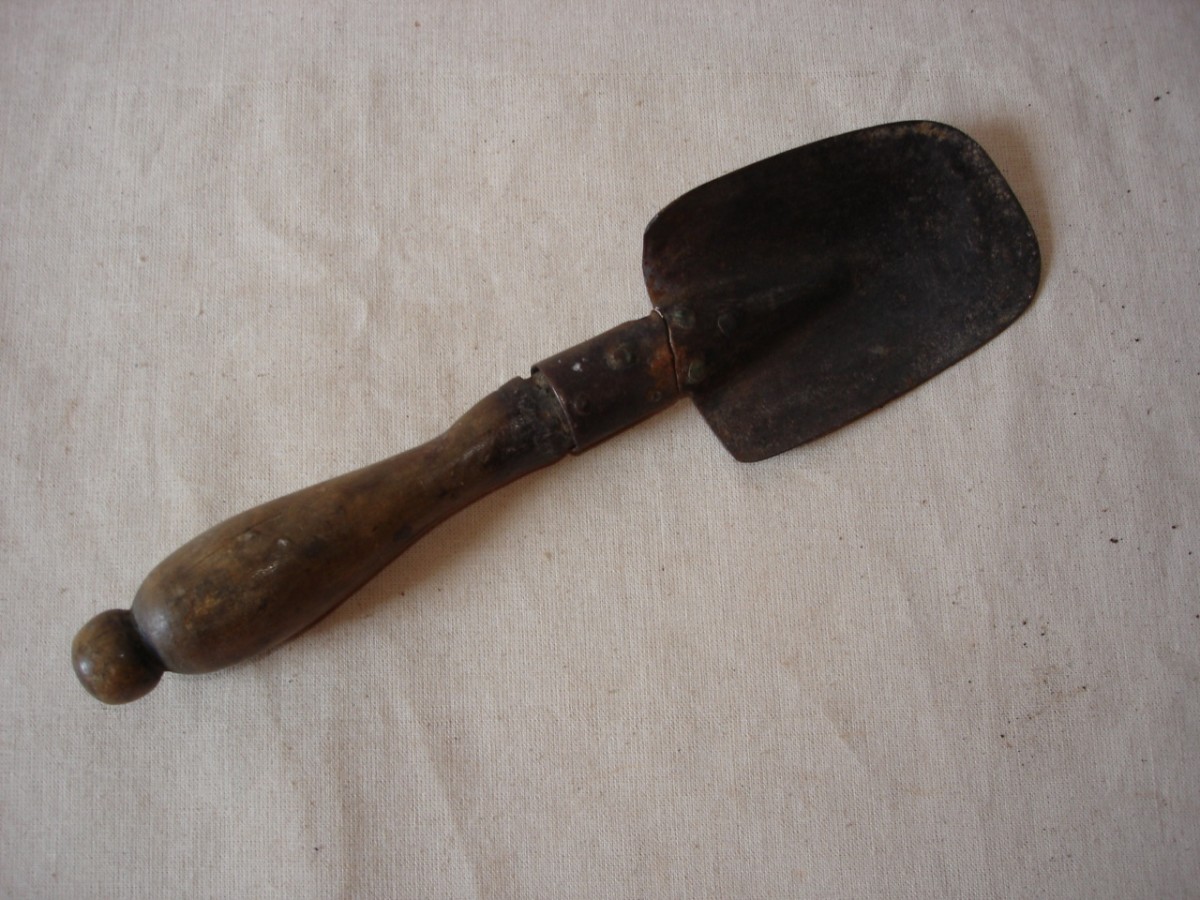 paletta, giocattoli, rattoppo di SC - locale (sec. XX, prima metà)