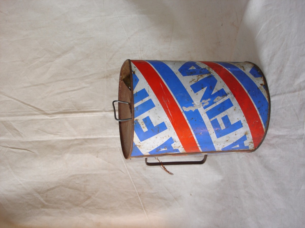 annaffiatoio, oggetti uso domestico, riuso di SC - locale (sec. XX)