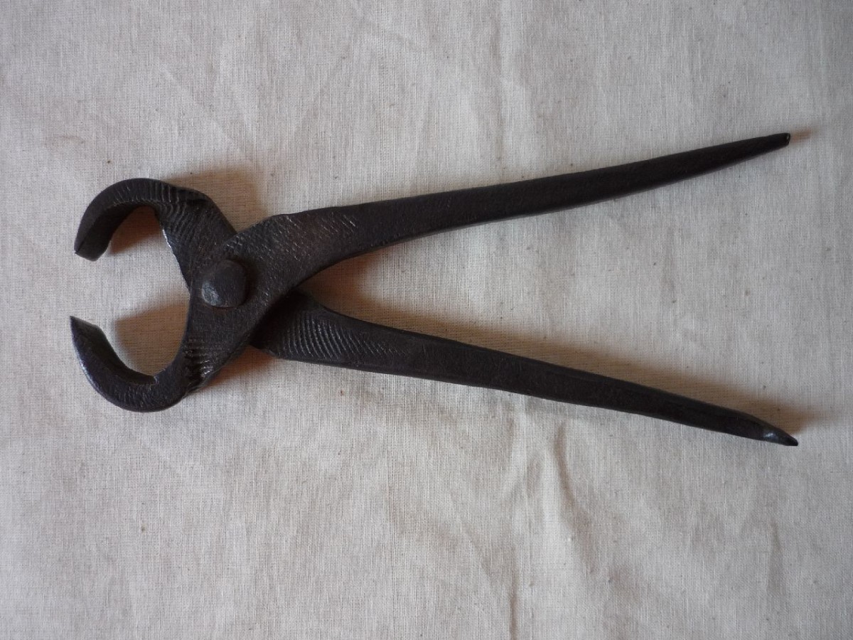 tenaglia, strumenti da lavoro, riuso di SC - locale (sec. XX)