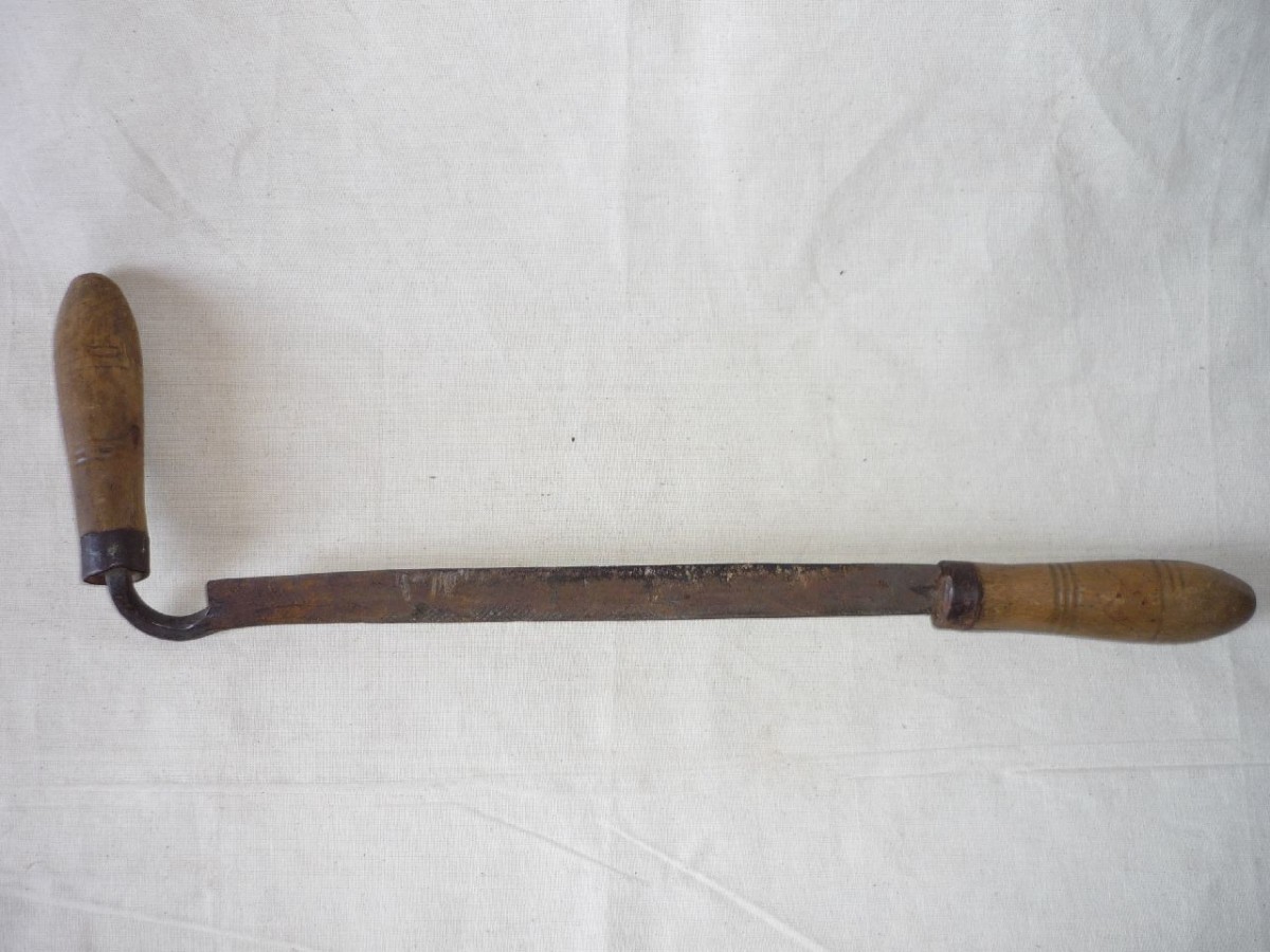 coltello a petto, riuso di SC - locale (sec. XX)