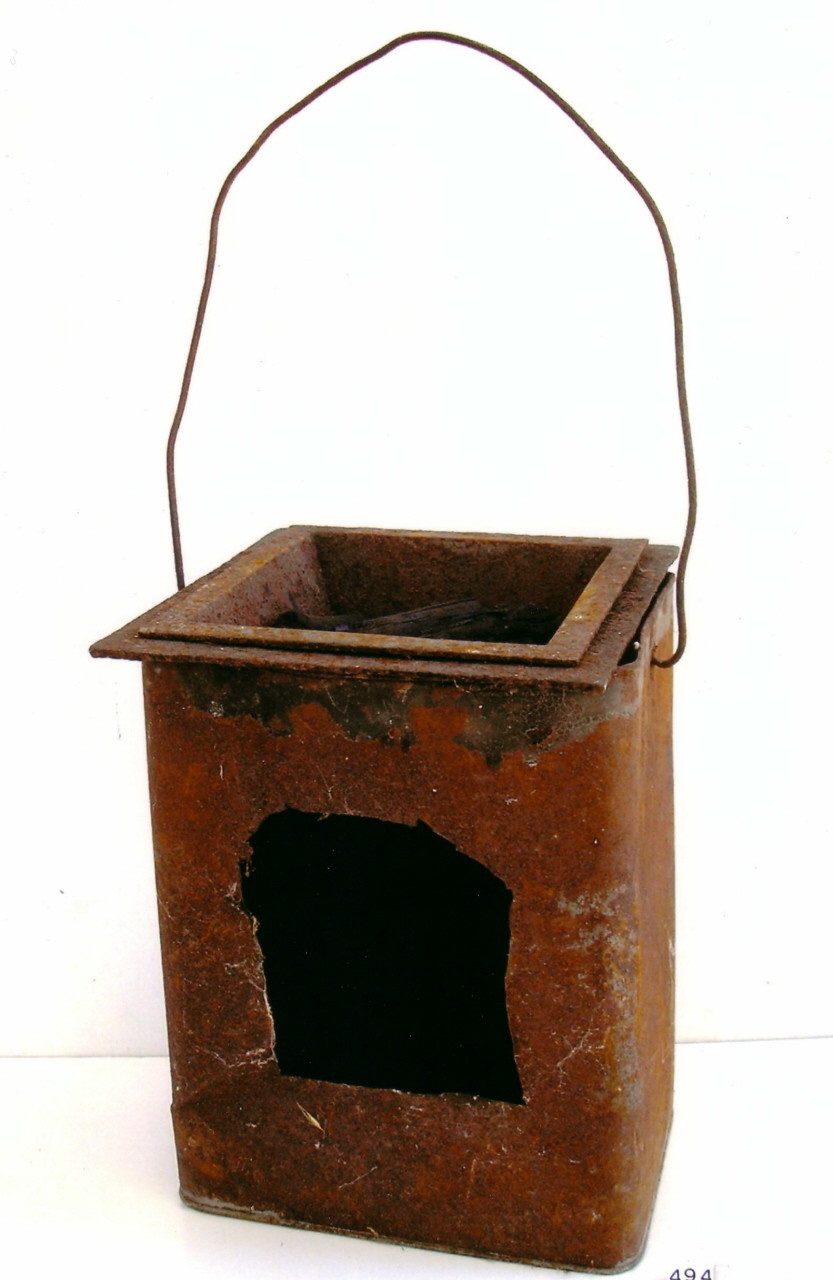 fornello di Venturi Angelo (boscaiolo-carbonaio) (1910 ca)