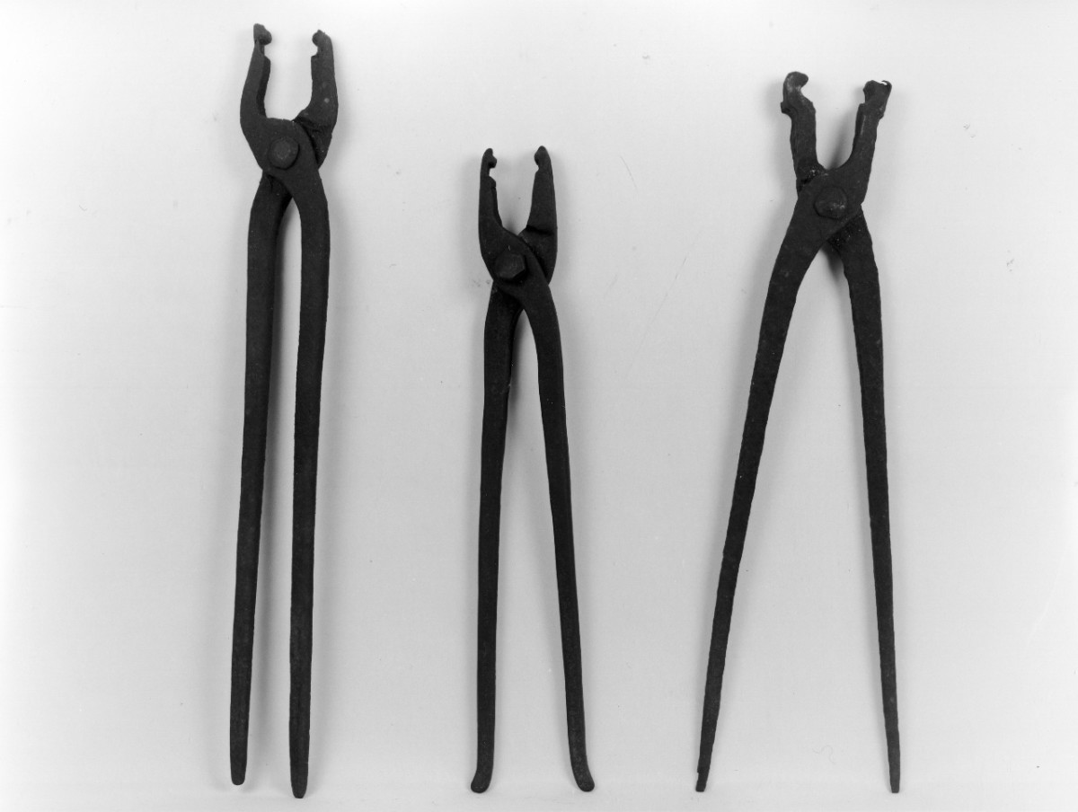 tenaglia (sec. XX primo quarto)