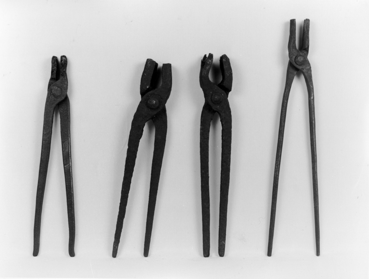 tenaglia (sec. XX primo quarto)