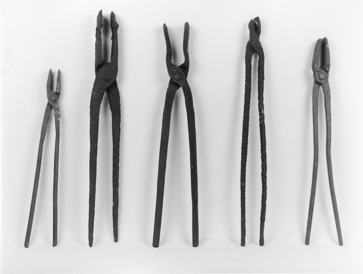 tenaglia (sec. XX primo quarto)