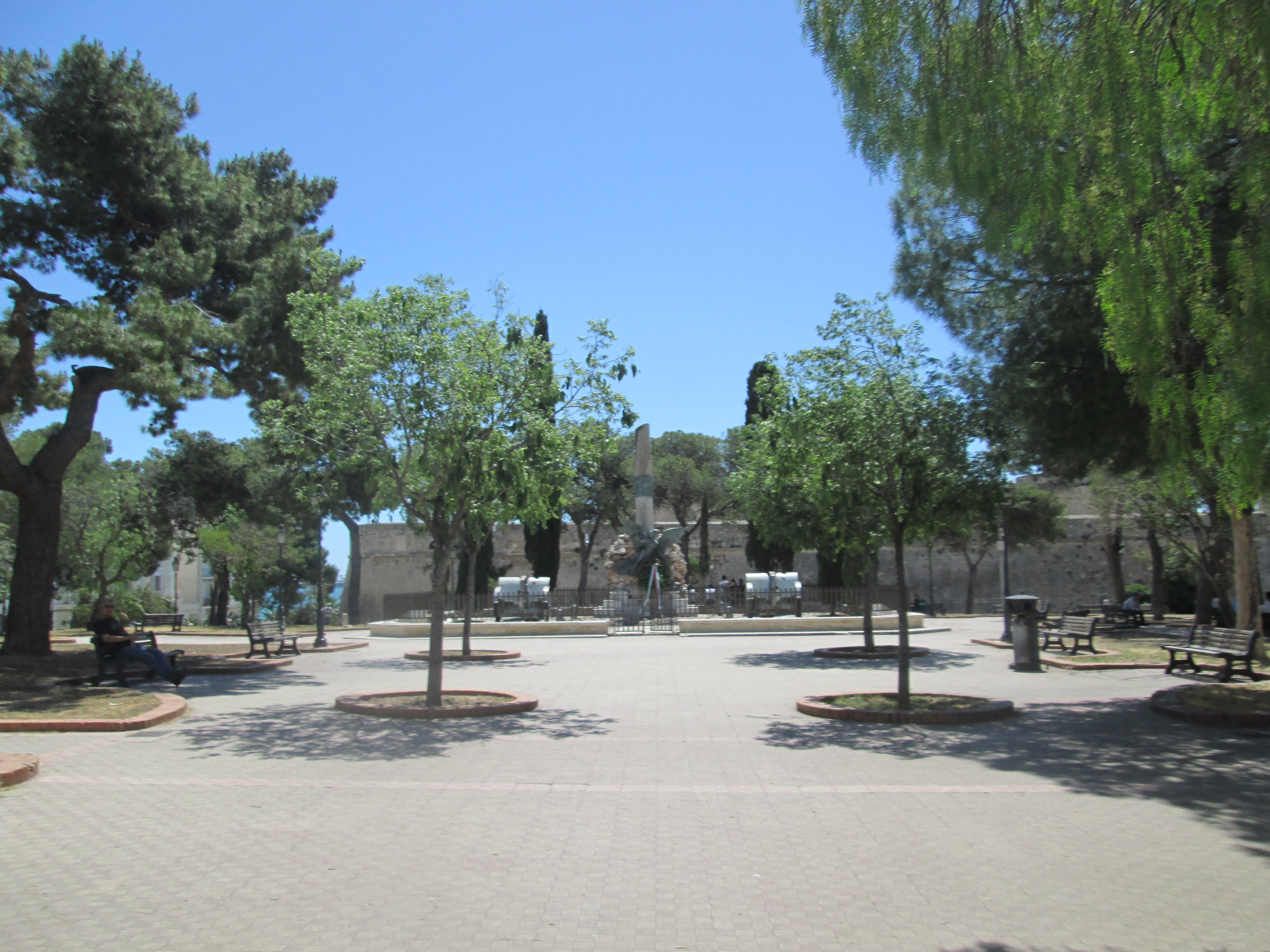 Parco della Rimembranza di Manfredonia (parco, commemorativo/ ai caduti della prima guerra mondiale) - Manfredonia (FG) 
