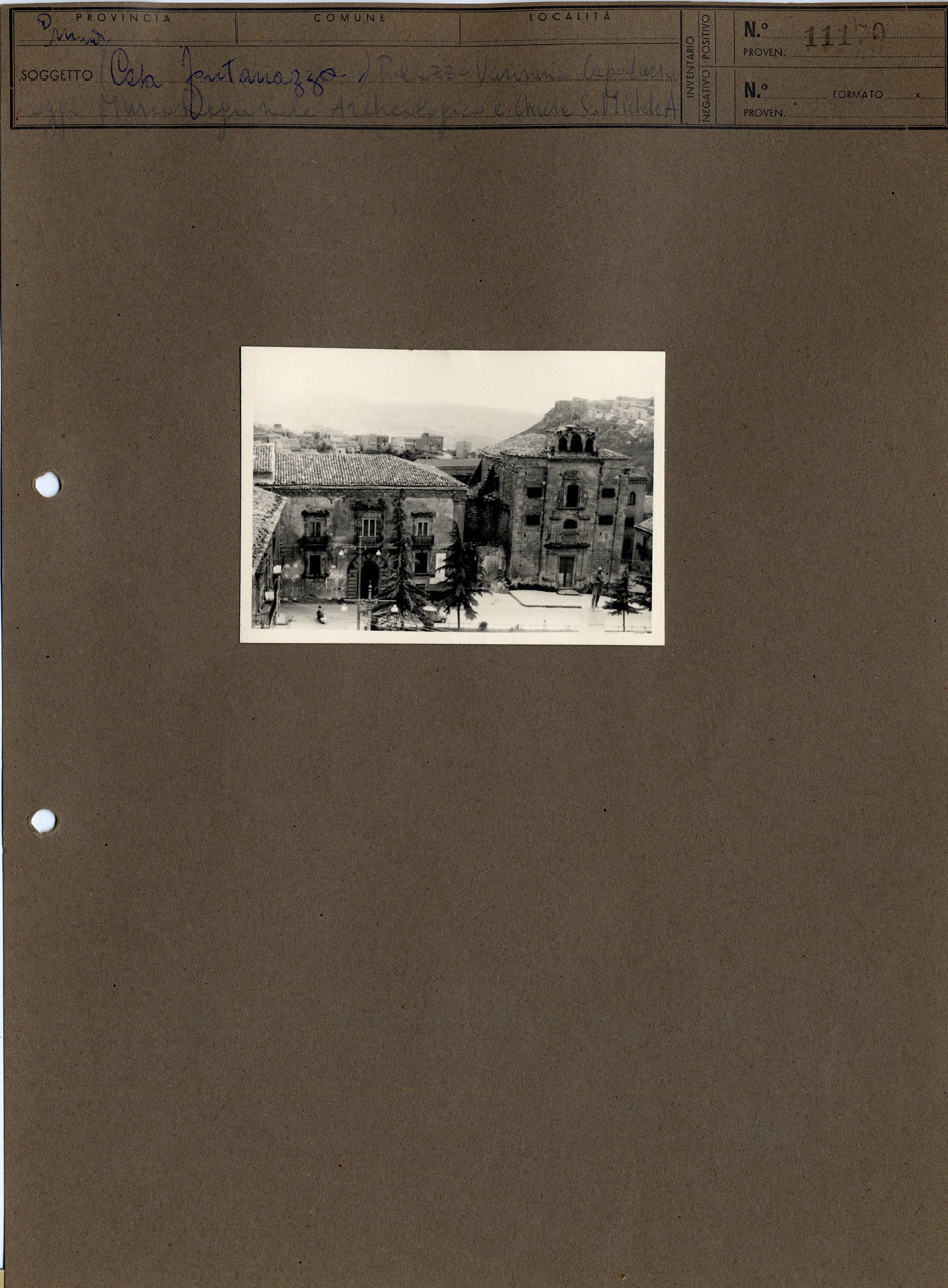 Sicilia - Enna - Architettura civile - Palazzo Varisano di Capodarso (positivo, elemento-parte componente, scheda di supporto) di Anonimo <1951 - 2000> (attribuito) (seconda metà XX)