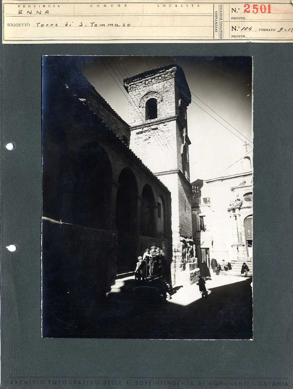 Sicilia - Enna - Architettura religiosa - Chiesa di San Tommaso - campanile (positivo, elemento-parte componente, scheda di supporto) di Anonimo <1901-1950> (attribuito) (prima metà XX)