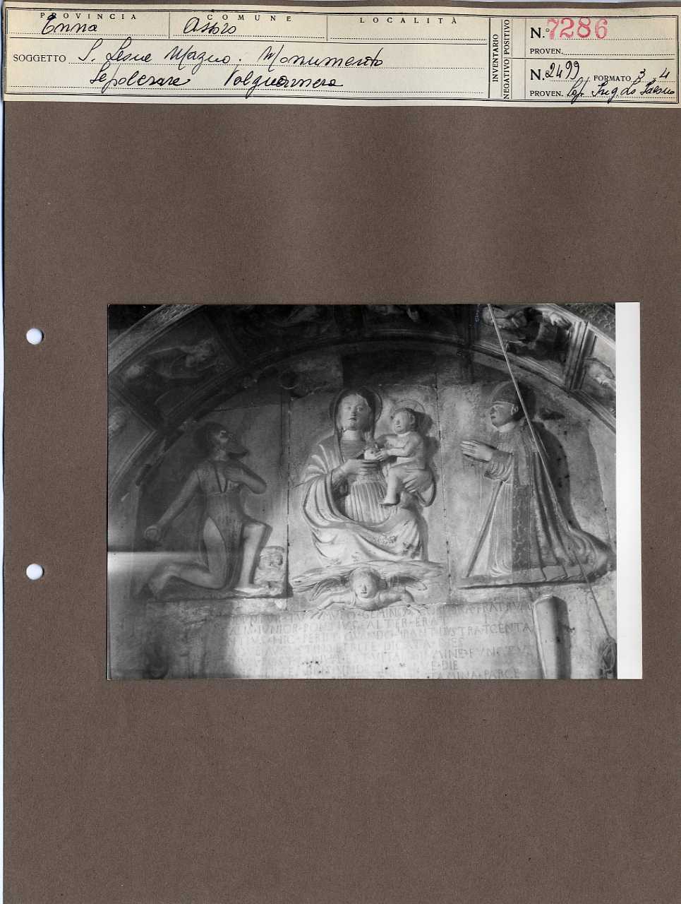Sicilia - Enna <provincia> - Assoro - Chiese - Monumenti sepolcrali (positivo, elemento-parte componente, scheda di supporto) di Anonimo <1951 - 2000> (terzo quarto XX)
