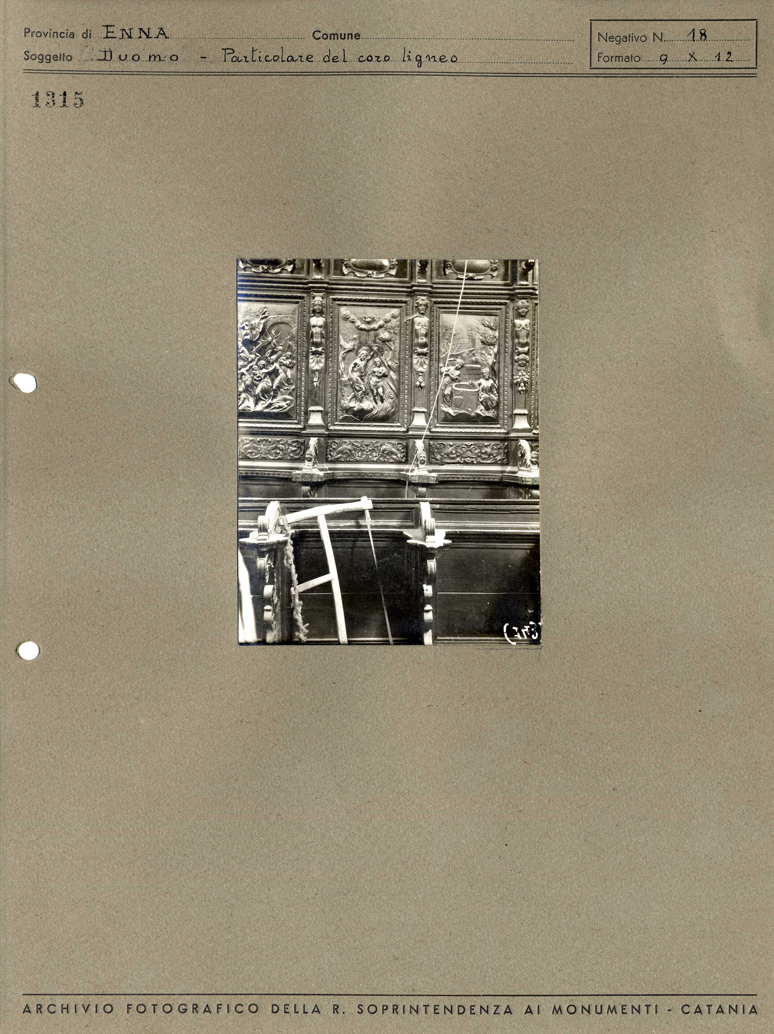 Sicilia - Enna – Architettura religiosa - Duomo - Cori lignei (positivo, elemento-parte componente, scheda di supporto) di Anonimo <1901-1950> (primo quarto XX)