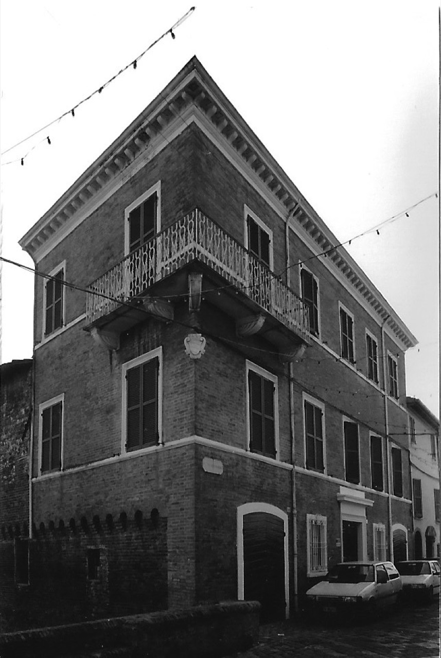 Palazzo Corbucci (palazzo) - San Giovanni in Marignano (RN)  (XIII)