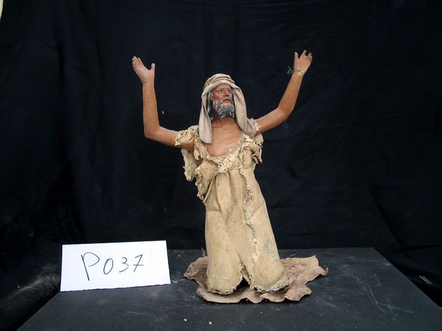 Uomo adorante (statuetta di presepio, elemento d'insieme) di Mazzeo, Antonio (attribuito) - bottega leccese (seconda metà XX)