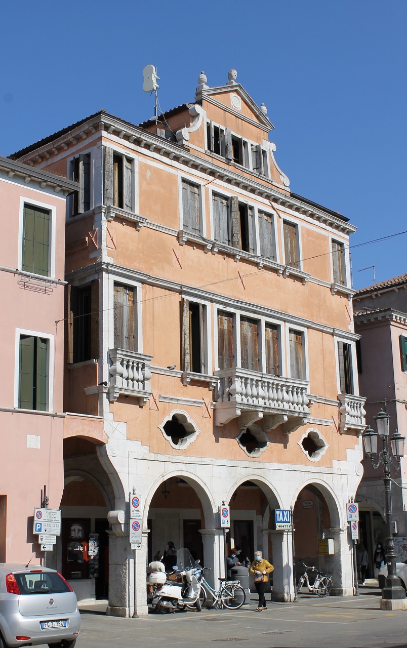Palazzo Morari (palazzo) - Chioggia (VE)  (XVII)