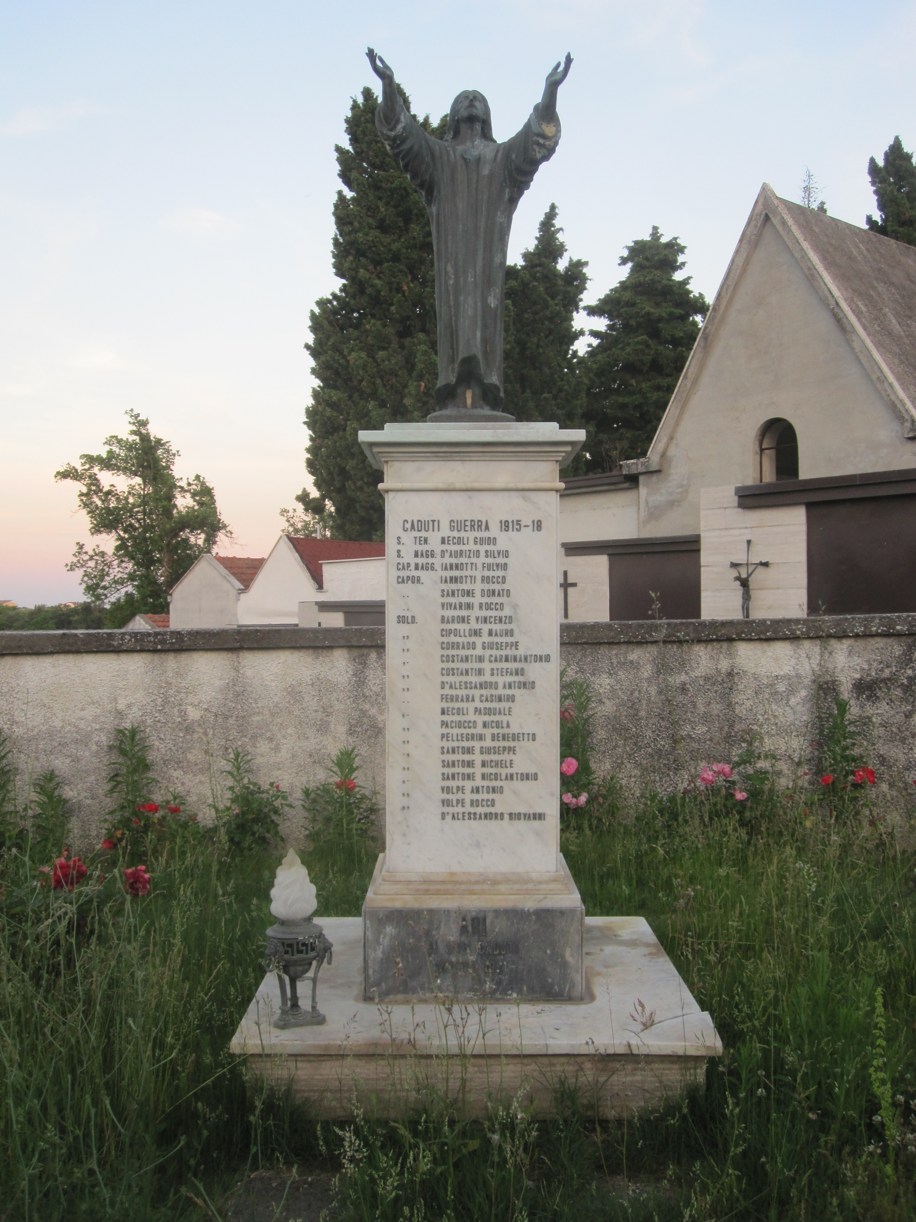 Cristo Redentore (monumento ai caduti - a basamento) - ambito abruzzese (sec. XX)