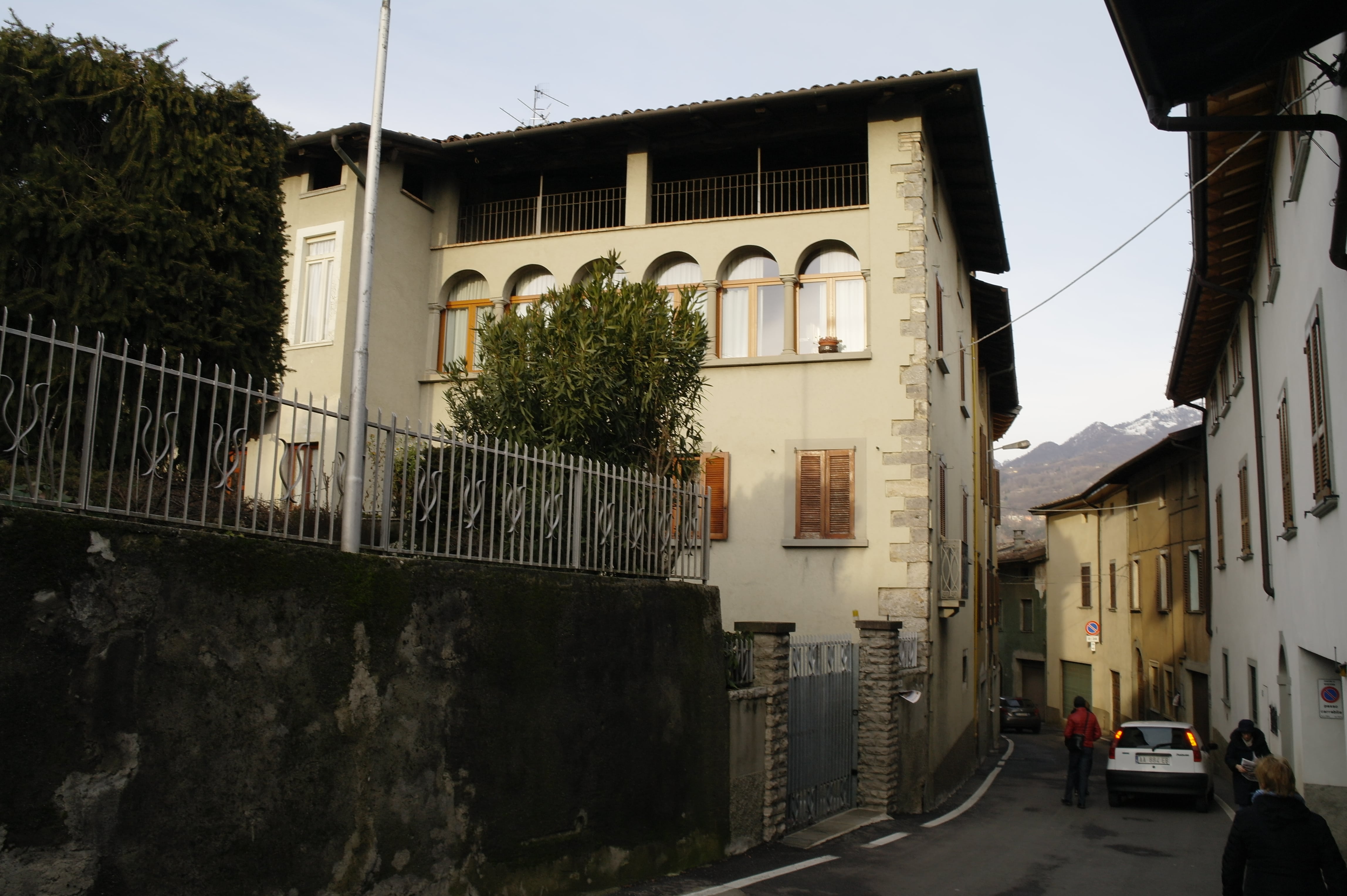 Casa Gusmini (casa, privata) - Vertova (BG)  (XVII)