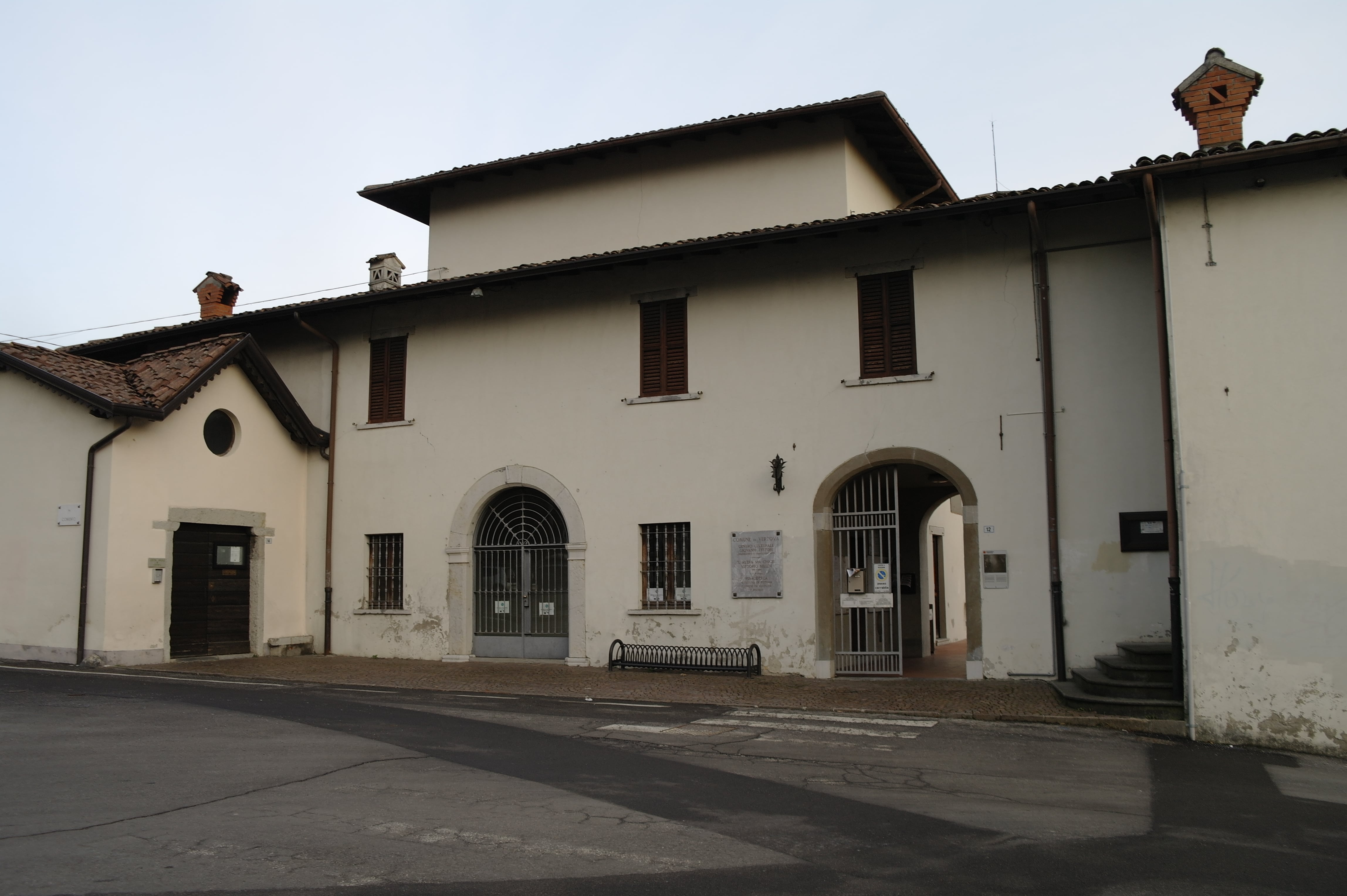 Villa Bonomi, ex convento dei cappuccini (villa) - Vertova (BG)  (1529)