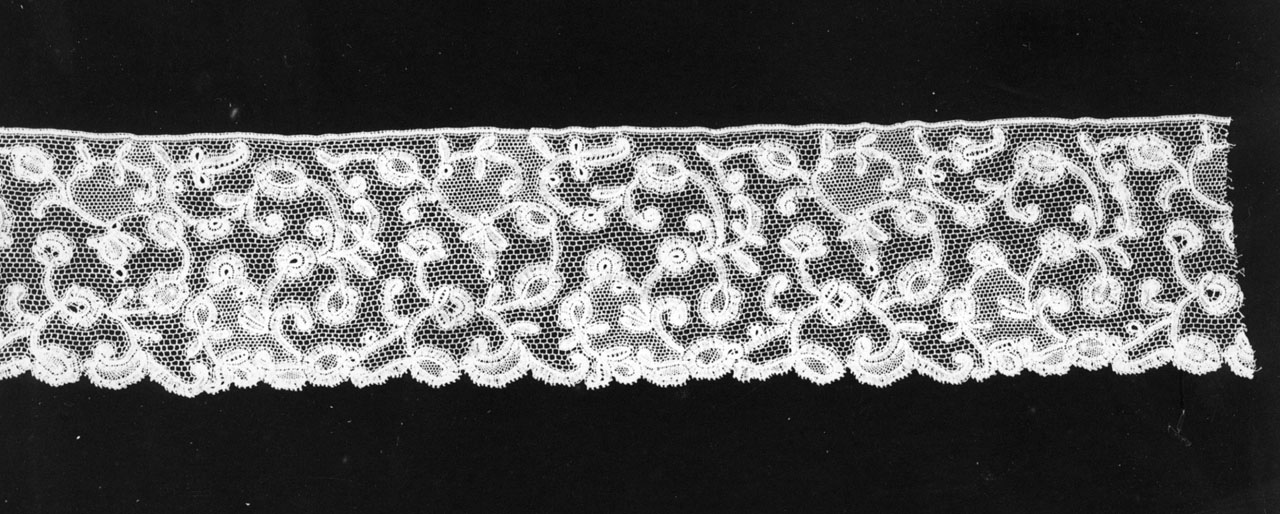 bordo - manifattura belga (primo quarto sec. XX)