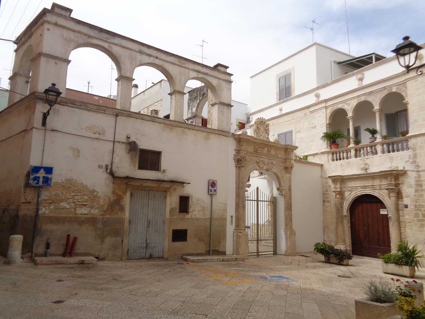 Palazzo Albuquerque (palazzo) - Bitonto (BA) 