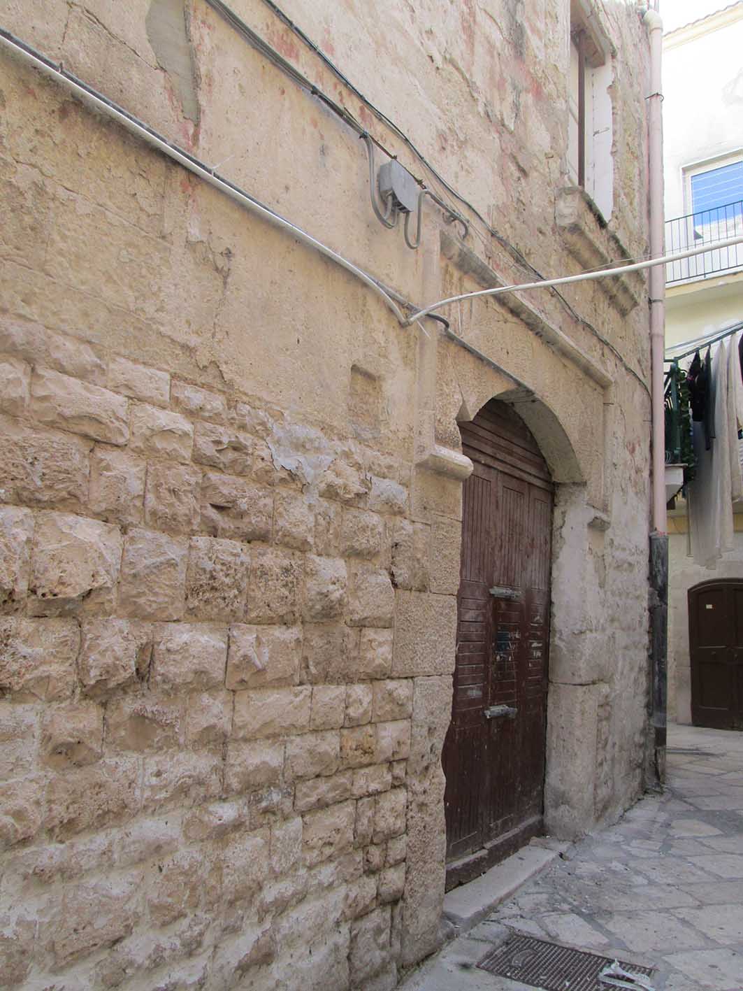 [Edificio in Via Porta Piccola S. Gaetano] (Palazzo, Residenziale) - Bari (BA) 