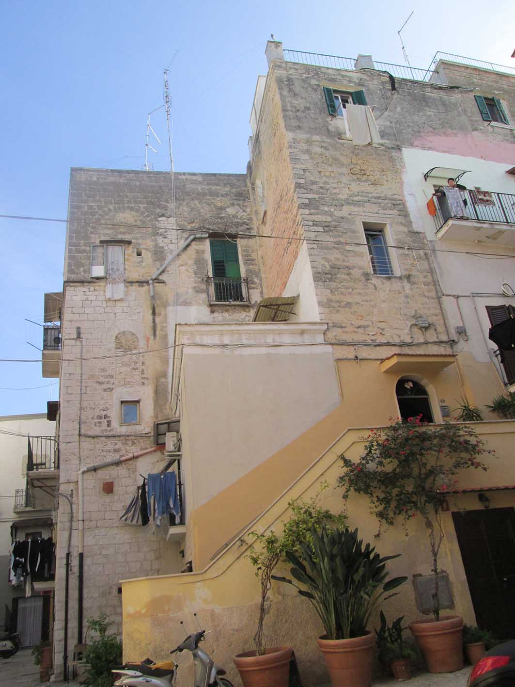 [Palazzo in Via Tresca, 4] (palazzo, residenziale) - Bari (BA) 