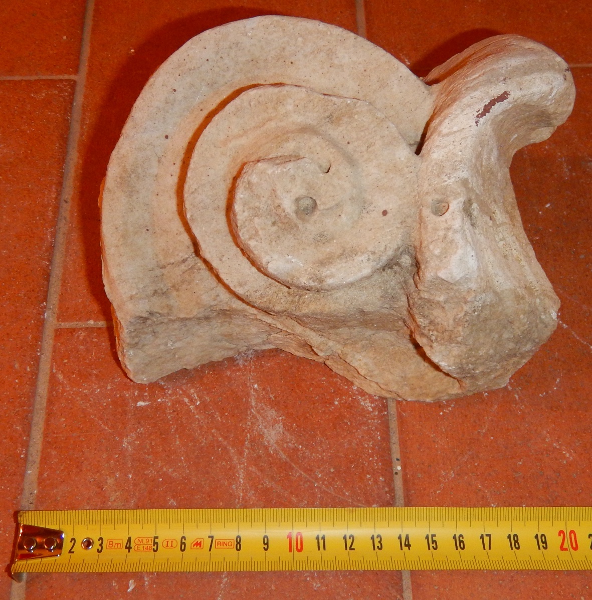 frammento, decorazione architettonica (Eta' romana)