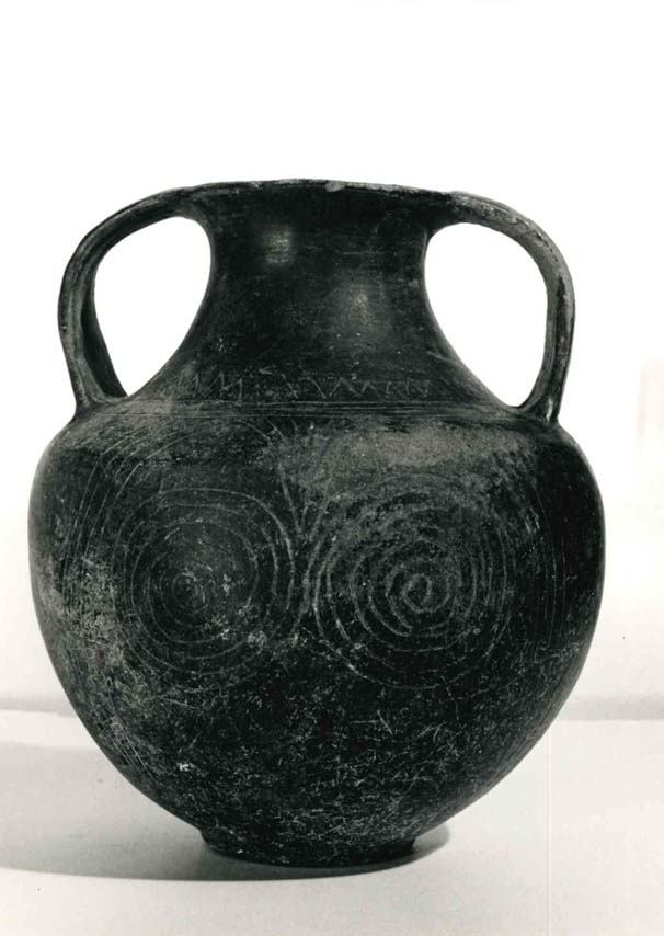anfora - produzione etrusco laziale (metà SECOLI/ VII a.C)