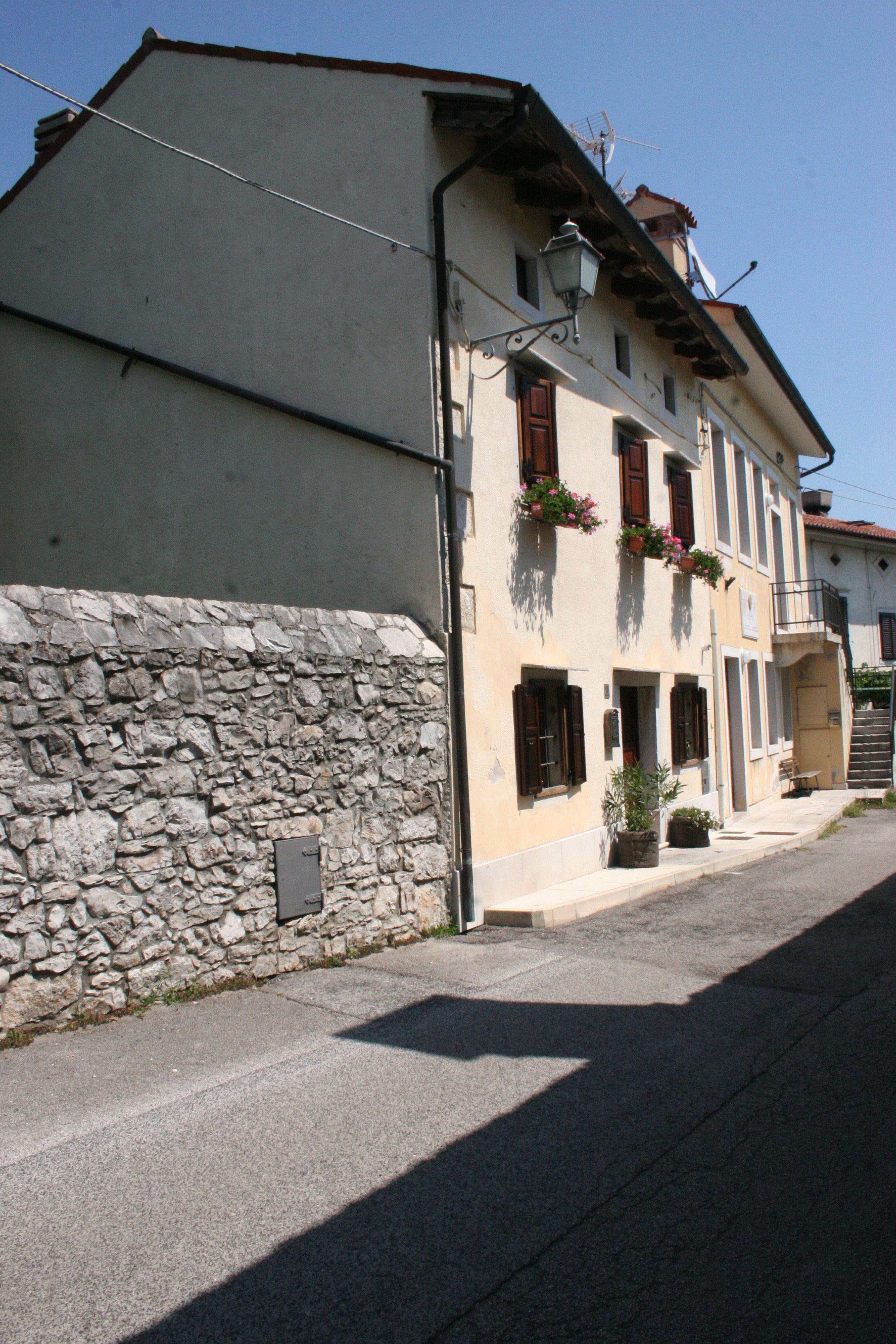 casa rurale su corte (casa, a corte) - Duino Aurisina (TS) 