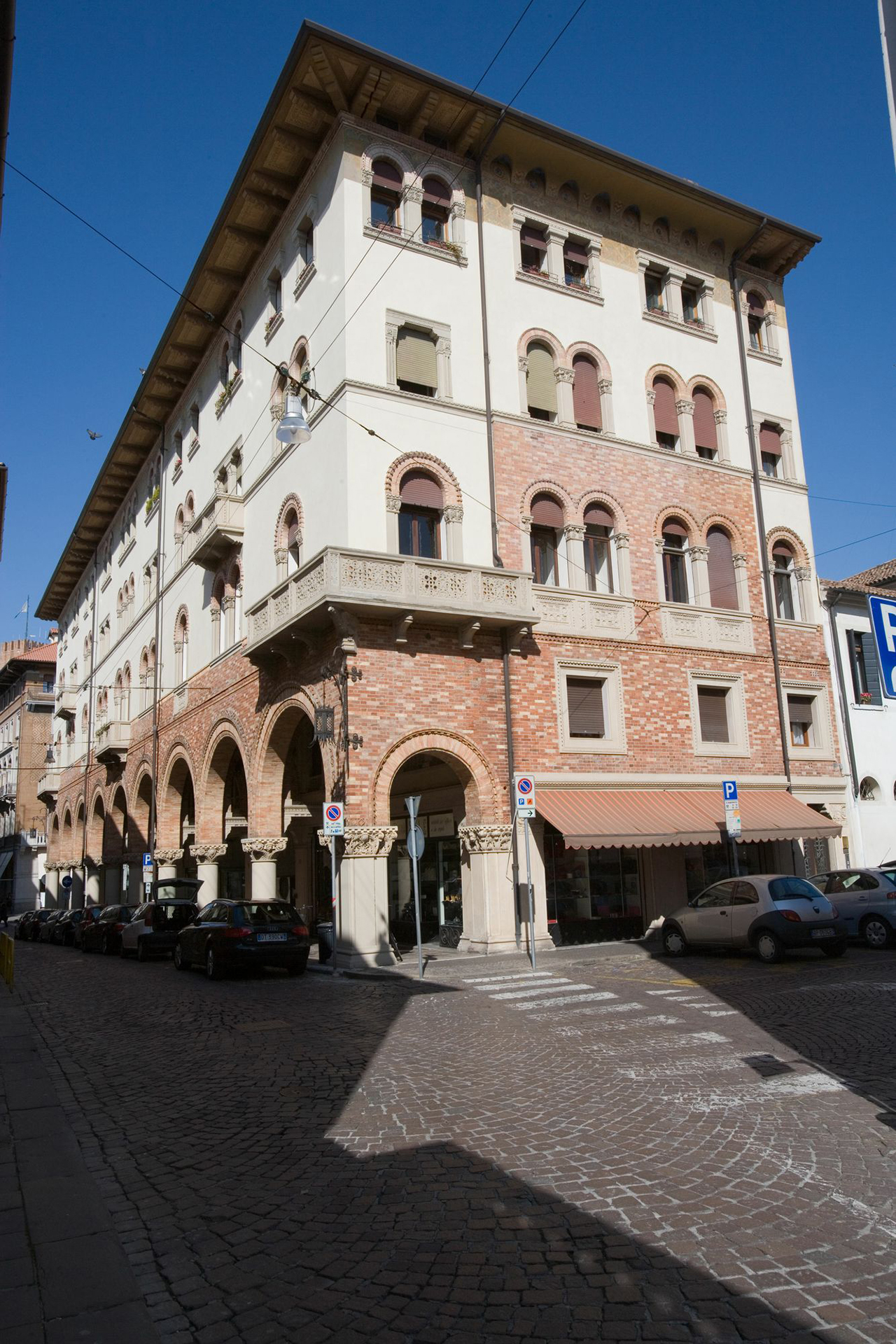 Palazzo in via Regina Margherita (palazzo) - Treviso (TV) 