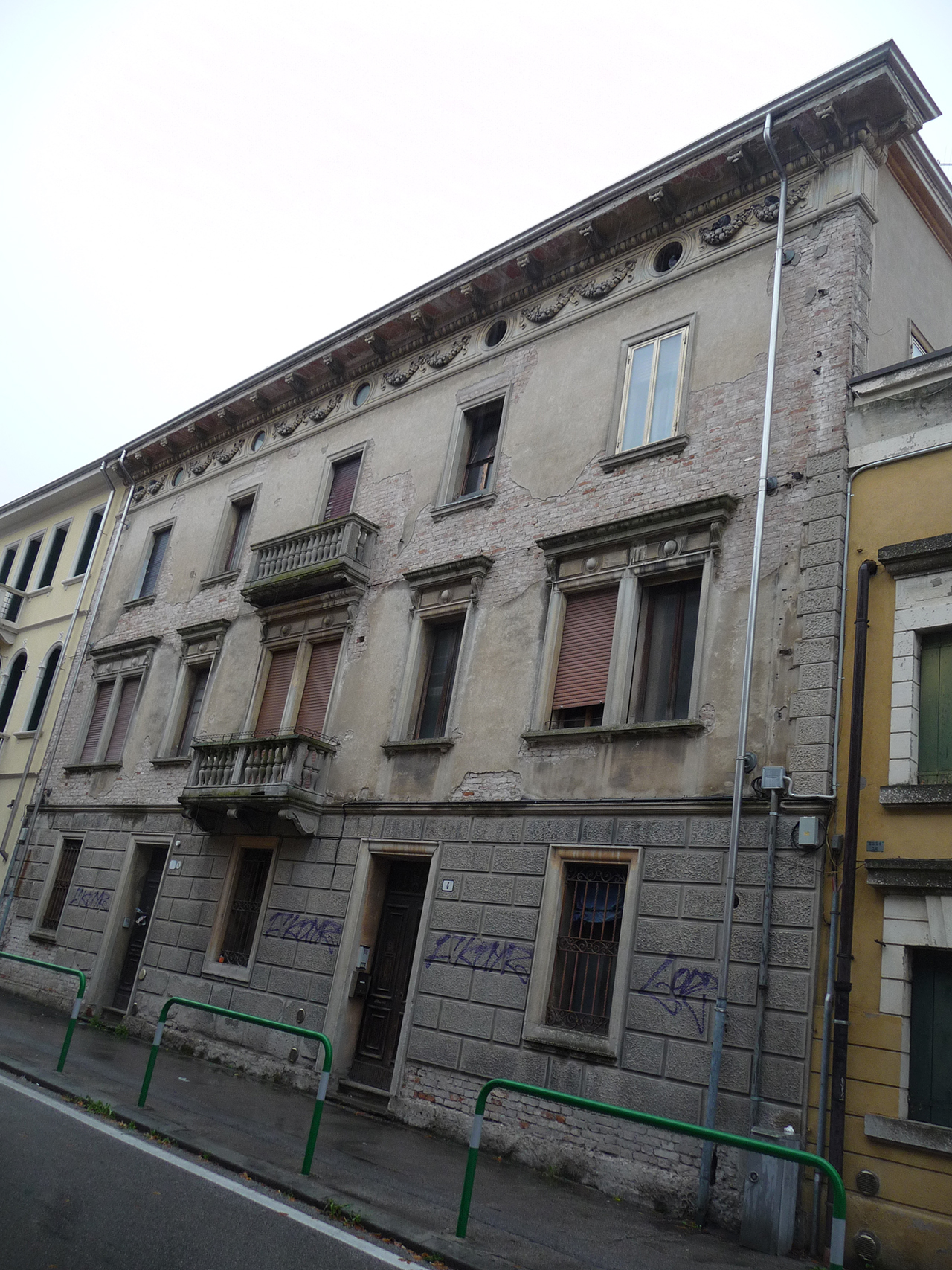 Palazzo Liberty in Via Marghera, 4,6 (palazzo) - Padova (PD) 