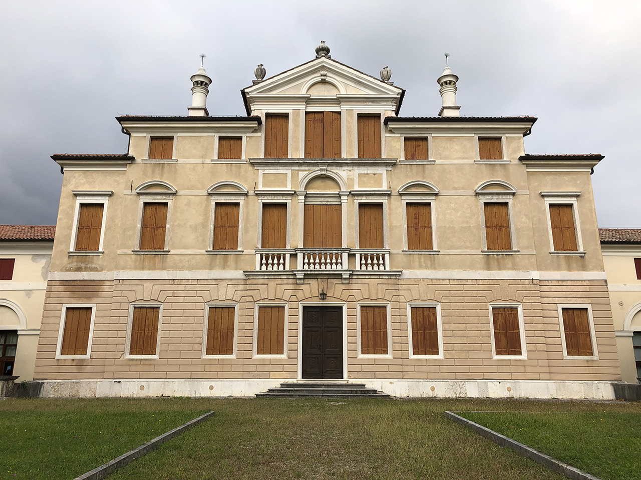 Villa Fietta, barchesse e annesso terreno, cappella, ala est, case nord e sud (villa) - Pieve del Grappa (TV)  (XIX)