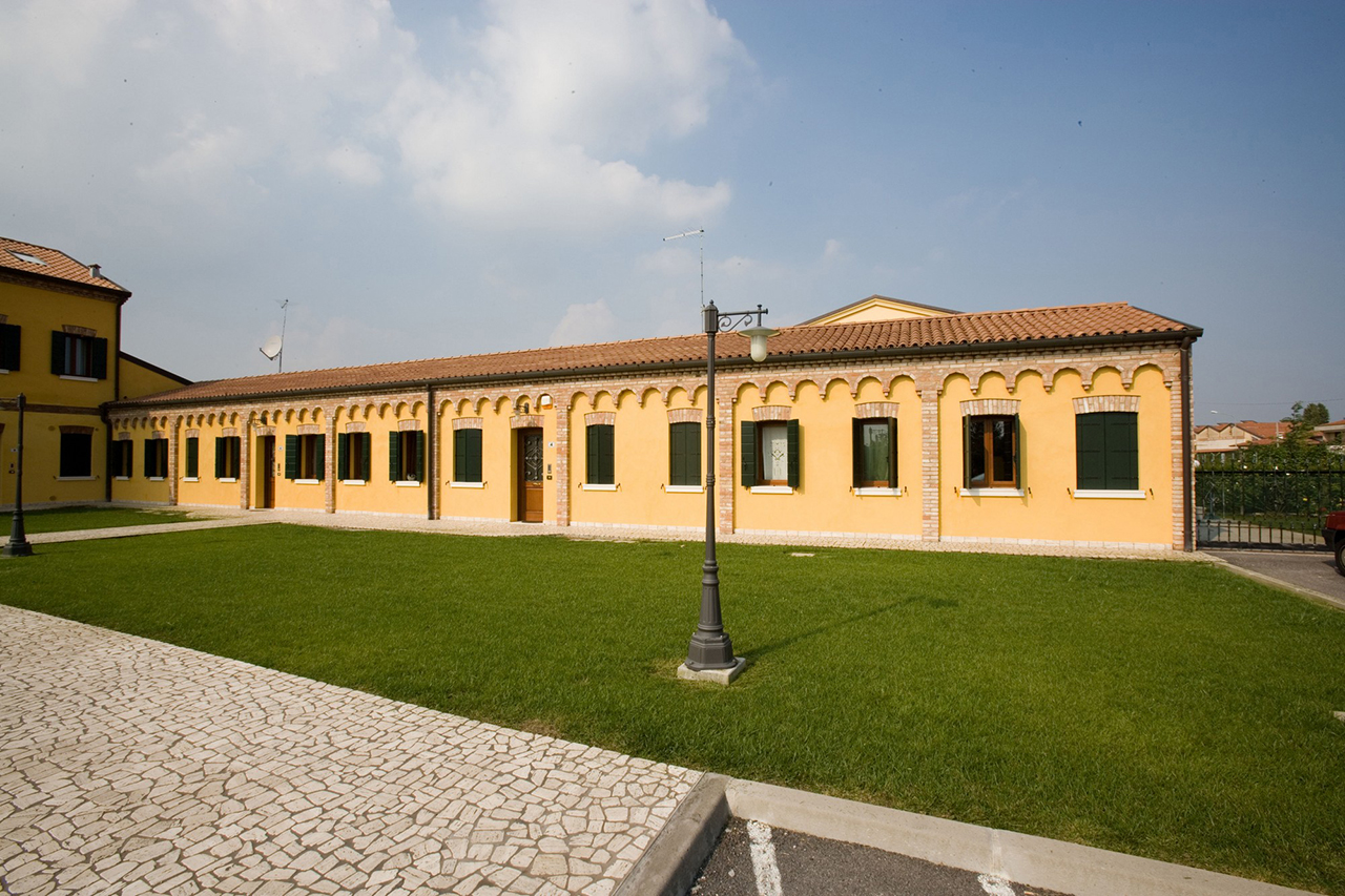 Edificio Nord della fabbrica Gelmi (ex) (fabbrica) - Piove di Sacco (PD) 