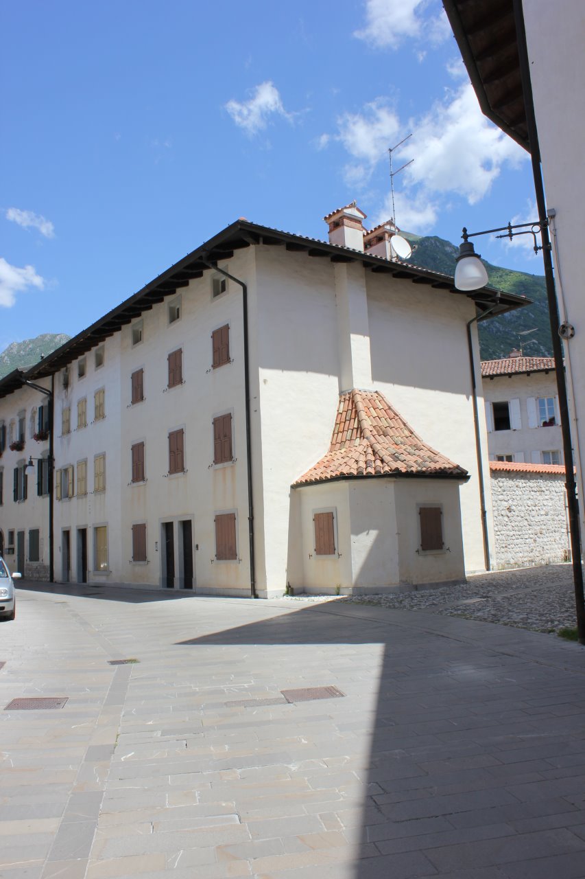 Edificio Bellina Luigi Burit (ex) (casa) - Venzone (UD)  (XIX)
