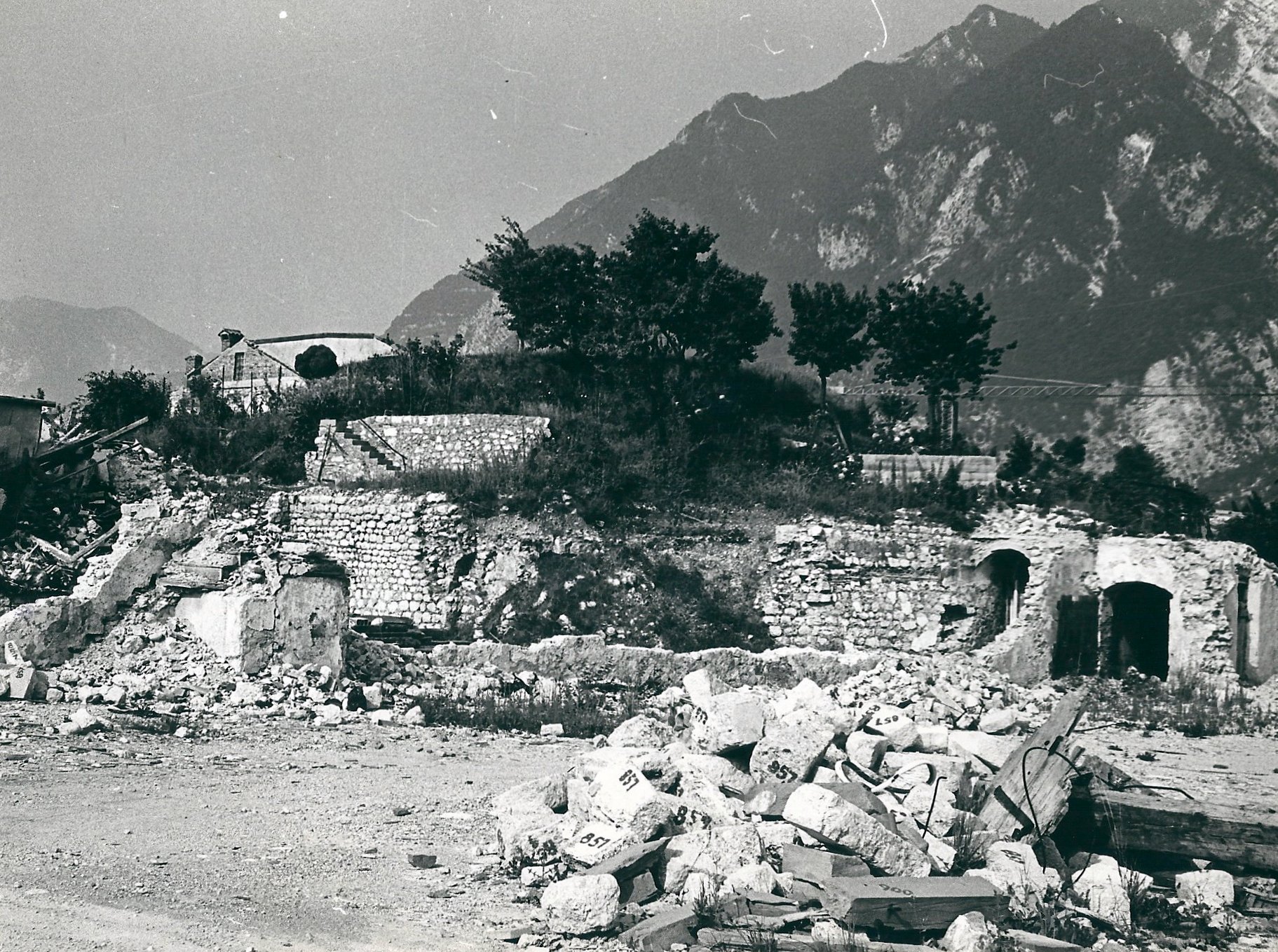 Rocca (terrapieni) - Venzone (UD)  (X)