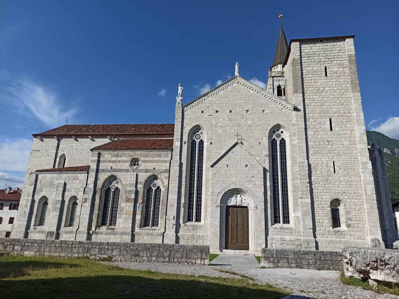 facciata meridionale del Duomo di S. Andrea Apostolo (chiesa) - Venzone (UD)  (XIII)