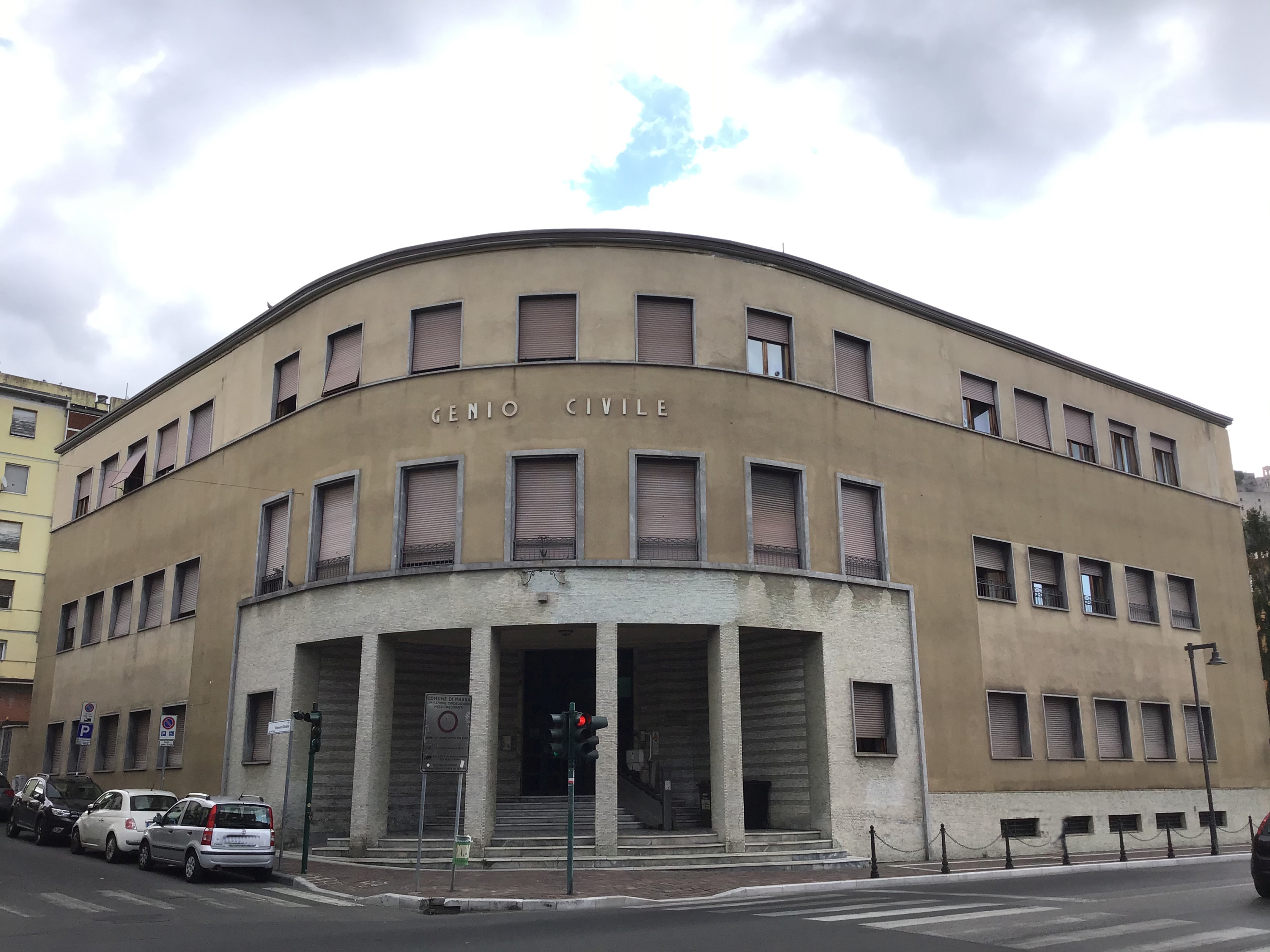 Palazzo del Genio Civile (palazzo, di servizi) - Massa (MS)  (XX, metà)