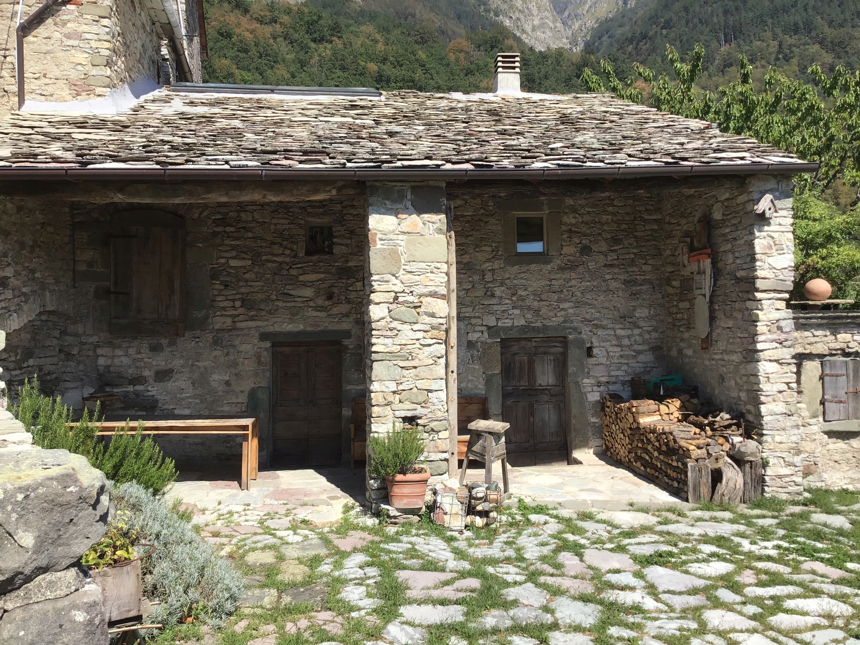 [Casa rurale in via Torsana] (casa, rurale) - Comano (MS)  (XVI, seconda metà)