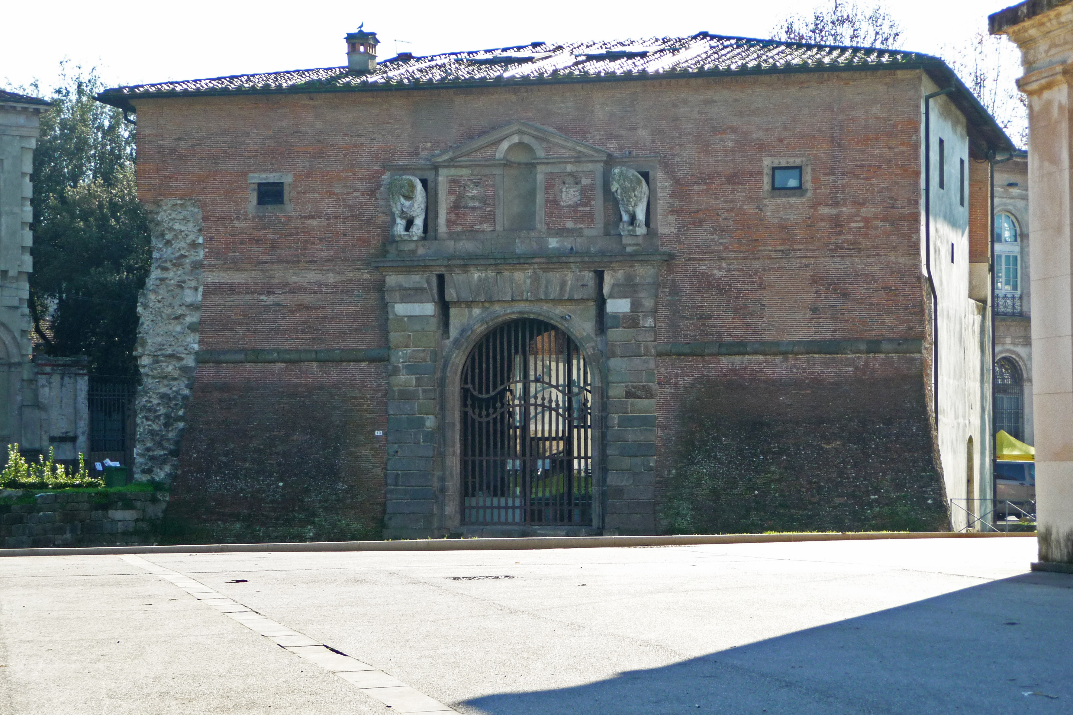 Antica Porta San Donato (porta cinta muraria) - Lucca (LU) 