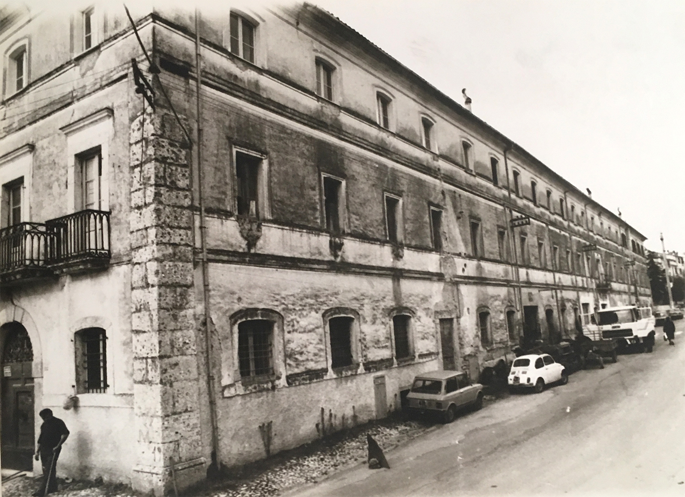 Edificio lineare (edificio, industriale) - Arpino (FR) 