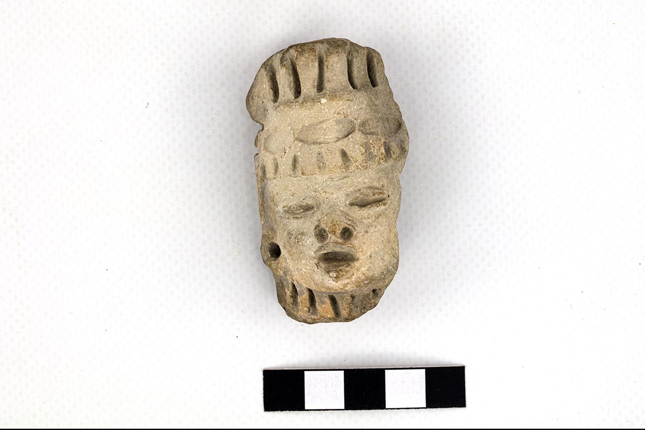 statuetta antropomorfa, parte - Mesoamerica, ambito maya (SECOLI/ ARCHI DI SECOLI/ VII-IX)
