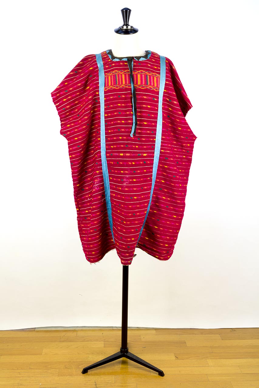 Huipil, ABBIGLIAMENTO E ORNAMENTI DEL CORPO/ VESTIMENTI - Triques