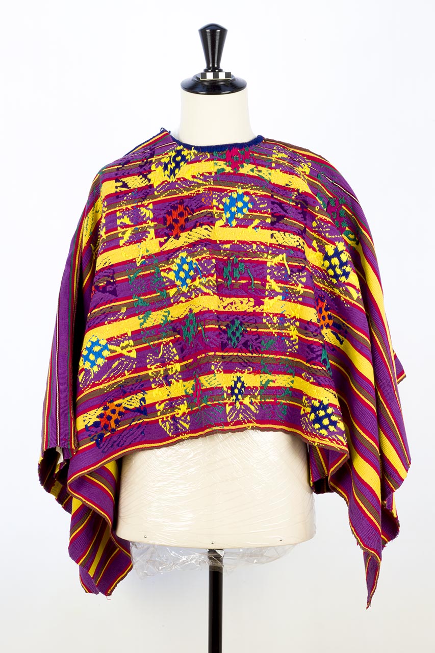 Huipil, ABBIGLIAMENTO E ORNAMENTI DEL CORPO/ VESTIMENTI