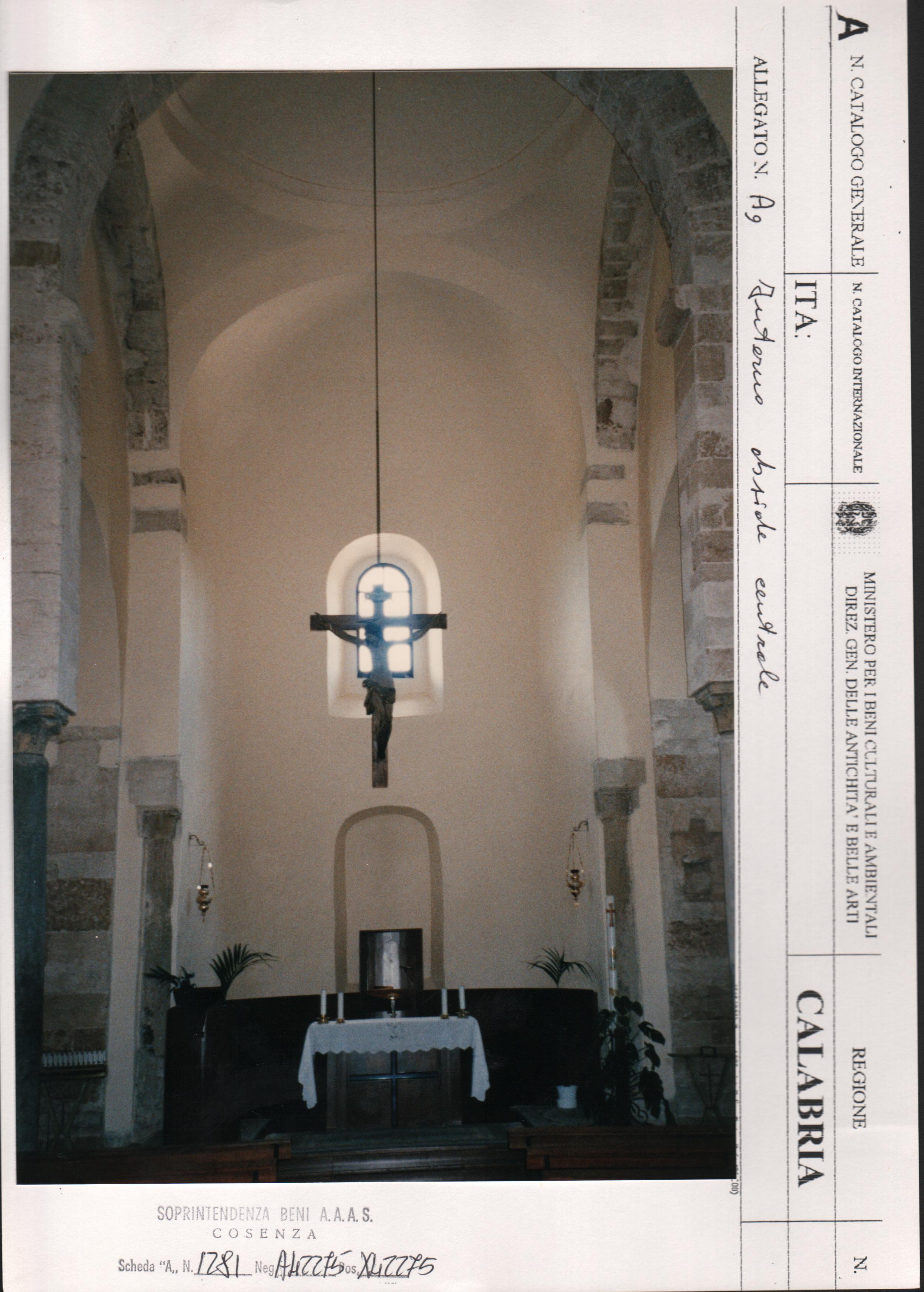 Chiesa di Santa Maria del Patire (chiesa, abbaziale) - Corigliano-Rossano (CS)  <br>Condizioni d'uso: <a class='link-esterno' href='https://docs.italia.it/italia/icdp/icdp-pnd-circolazione-riuso-docs/it/v1.0-giugno-2022/testo-etichetta-BCS.html' target='_bcs'>Beni Culturali Standard (BCS)</a>