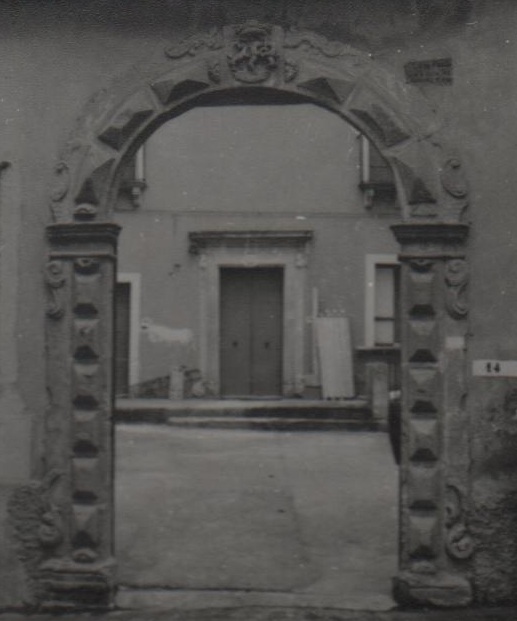 Palazzo Iacovini (palazzo, privato) - Fagnano Castello (CS)  (XVIII)