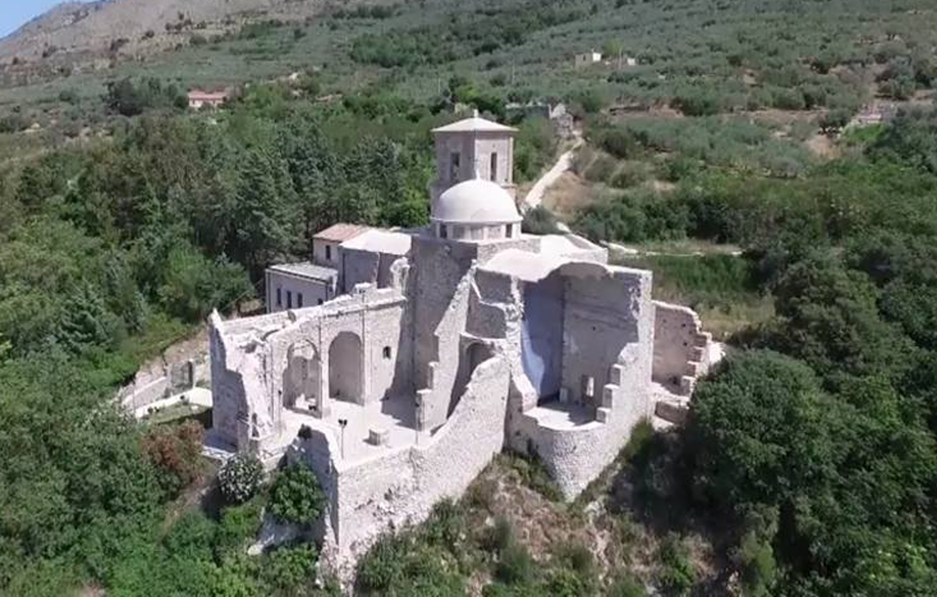 San Michele Arcangelo (chiesa, storica) - San Pietro Infine (CE) 