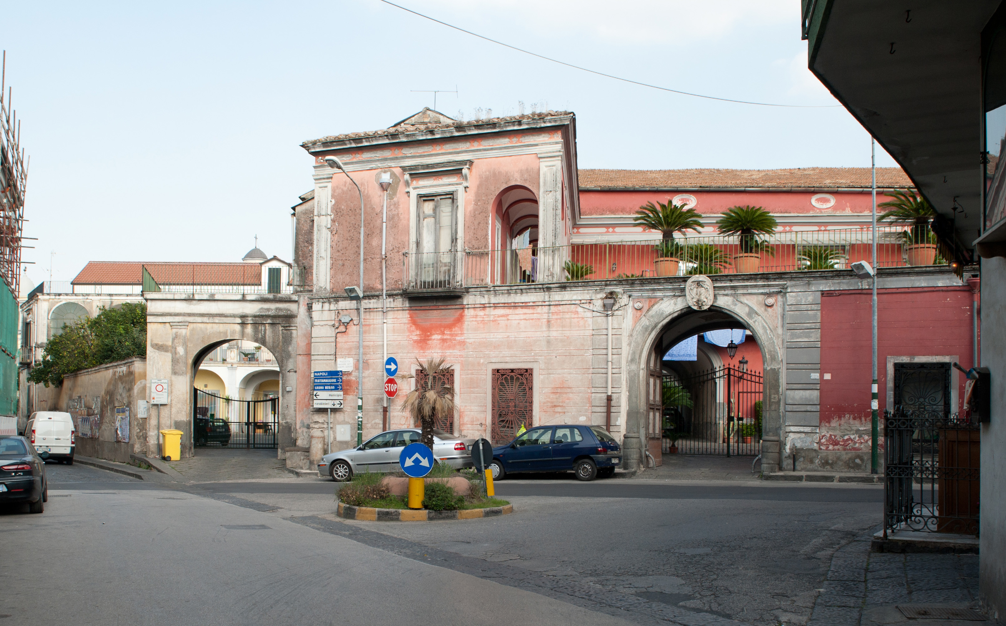 Palazzo Giordano (palazzo, nobiliare) - Sant'Arpino (CE)  (XVII)
