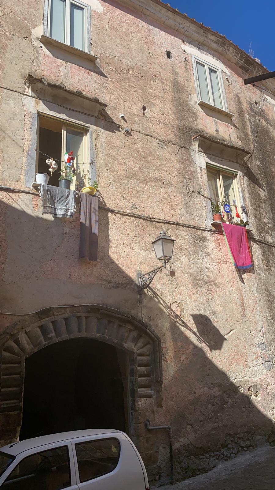 [Palazzo in via Paolini, 23] (palazzo, residenziale) - Sessa Aurunca (CE)  (XIV)