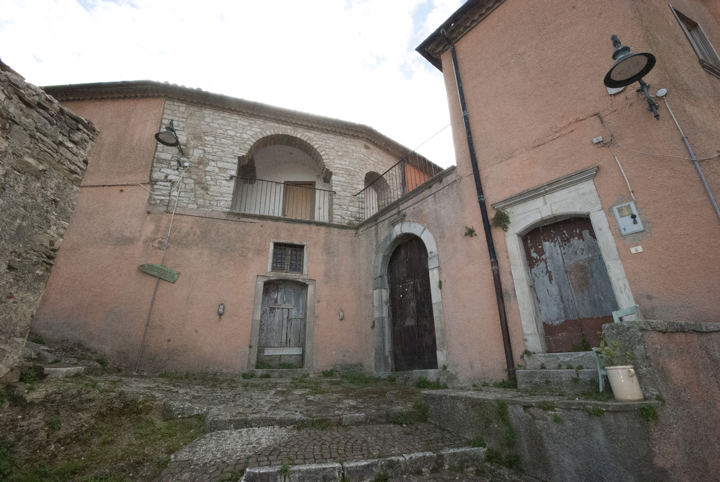 Palazzo Russo (palazzo, privato) - Trivigno (PZ) 